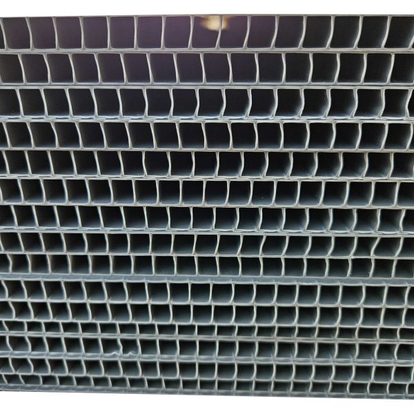 2.2m x 1.1m x 10mm Corflute Boards Light Grey - Image 2