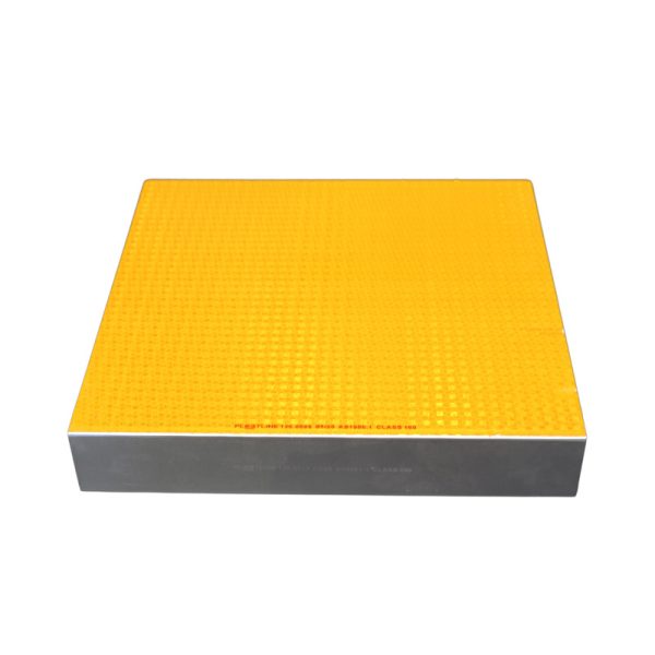 300mm x 300mm Delineator Class 400 - Image 2